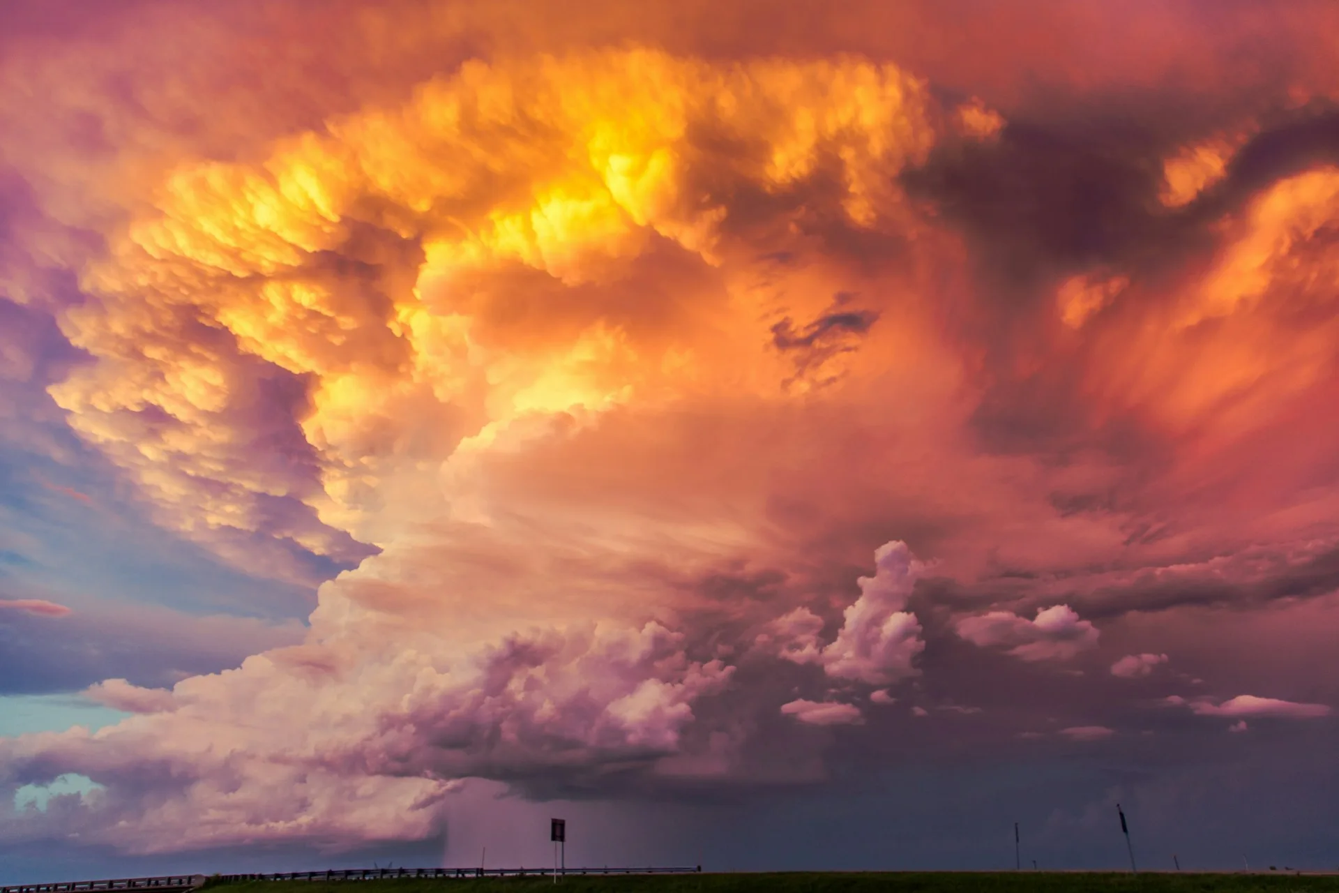 A large cloud